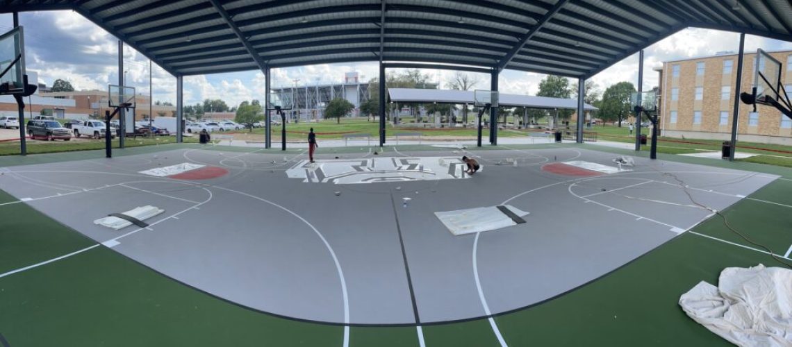 commercial-concrete-coating-basketball-court6-1024x469